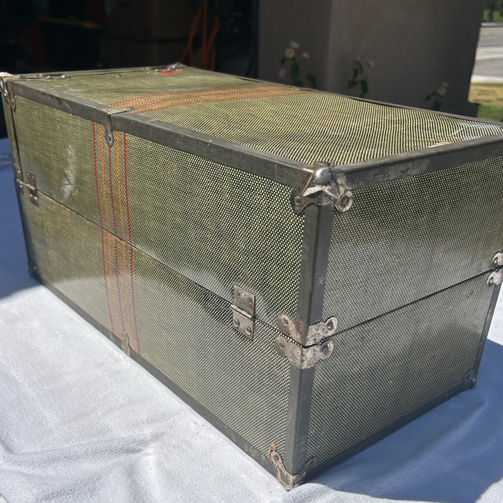 Adorable Vintage Doll Steamer Trunk With Accessories